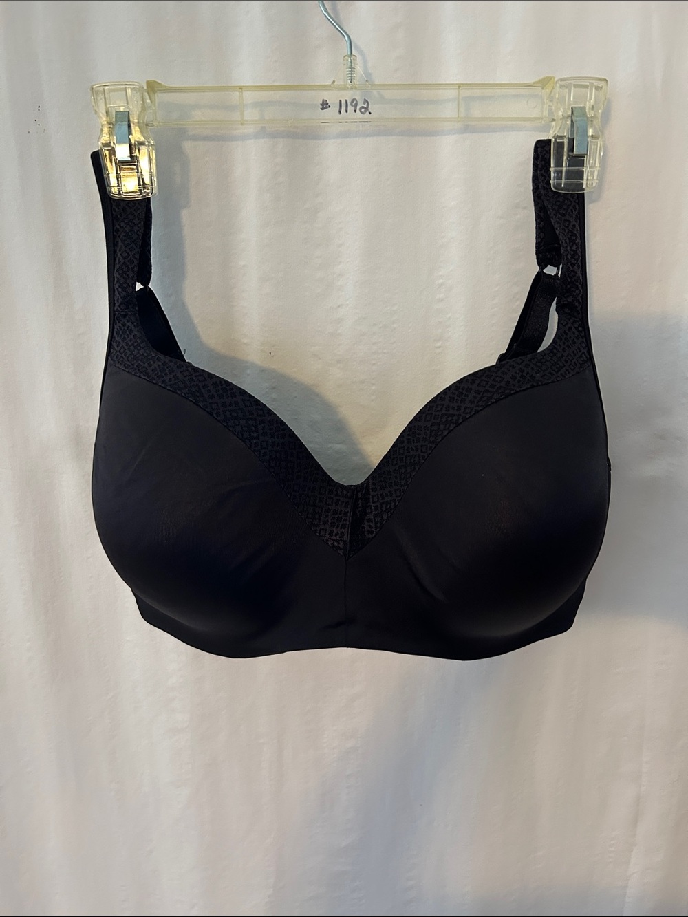 Playtex Black Wireless Full-Coverage Bra with Wide Straps size 38DDD